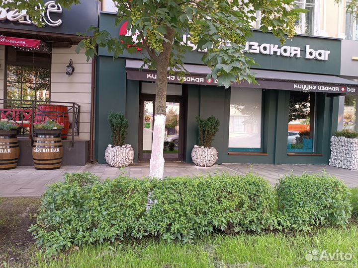 Уличные вазоны