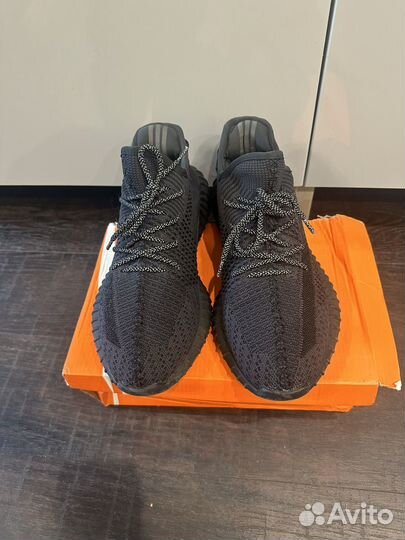 Кросмовки adidas yezzy boost