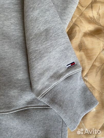 Свитшот Tommy Jeans новый