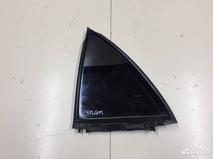 Стекло двери задней левой форточка Toyota Corolla