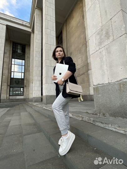 Репетитор по обществознанию