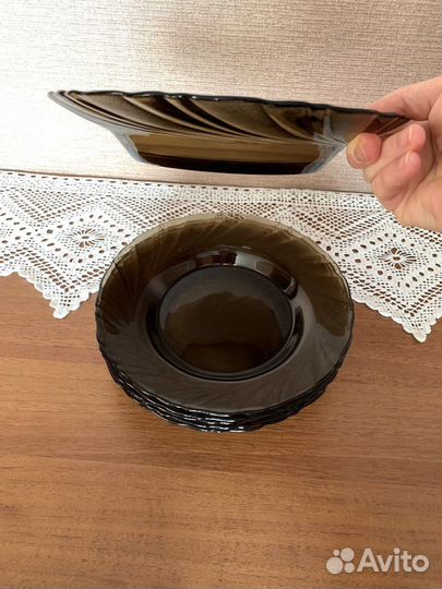 Посуда столовая тёмная