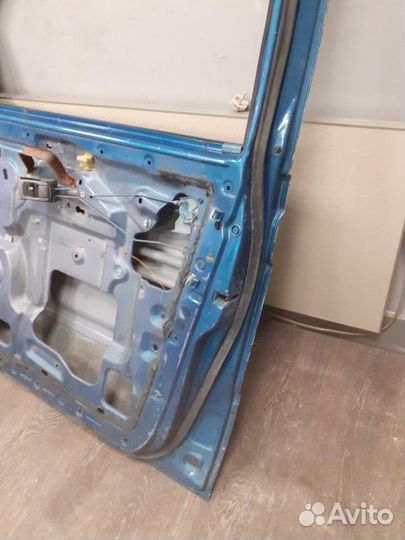 Дверь передняя правая Nissan Serena nissan serena