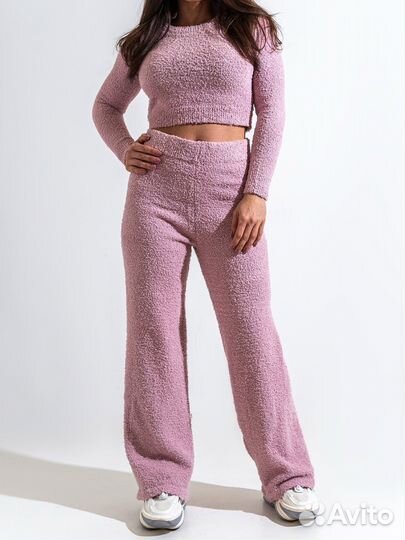 Костюм женский