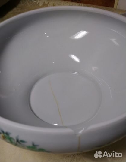 Супница фарфоровая