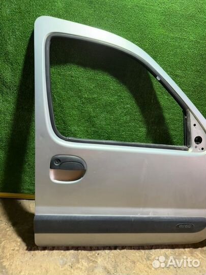 Дверь передняя правая Nissan Kubistar 1500 2006
