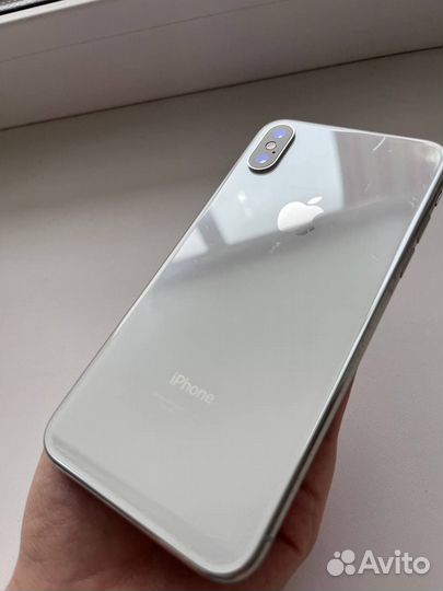 iPhone X, 64 ГБ