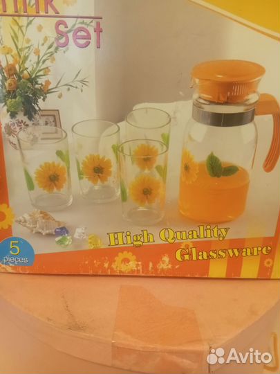 Графин и бокалы