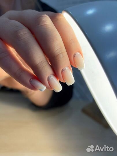 Маникюр-педикюр