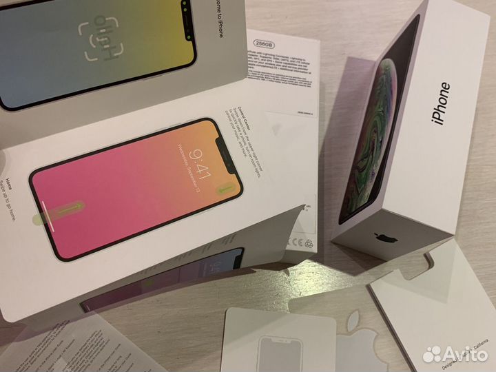 Коробка от iPhone xs max серого space grey