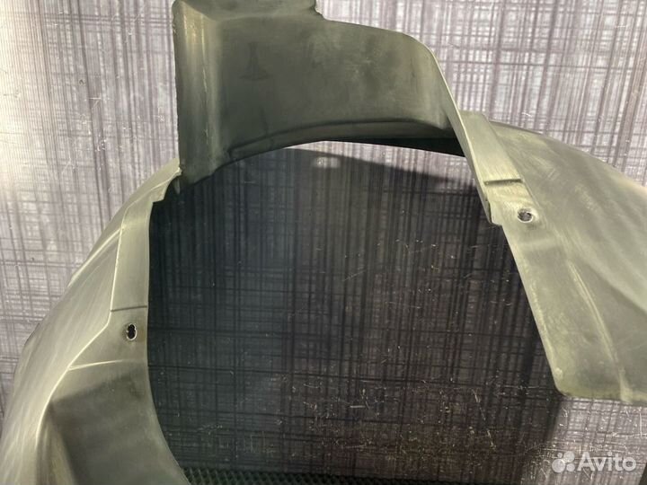 Подкрылок передний левый Bmw X5 E53 M54 2006