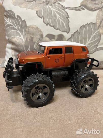 Машина на радиоуправлении, пульт для игрушек