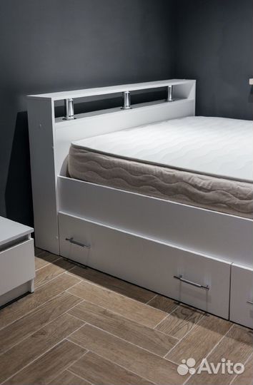 Кровать односпальная