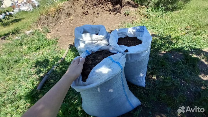 Чернозем верхний слой,перегной лежалый 3г,от 20м