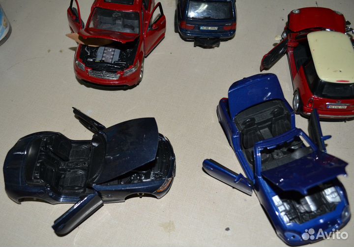 Машинки фирмы maisto масштаб 1-24 (на запчасти)