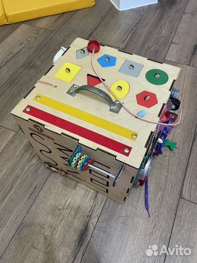 Бизиборд бизикуб