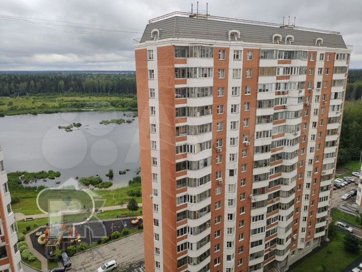 2-к. квартира, 62,1 м², 8/17 эт.