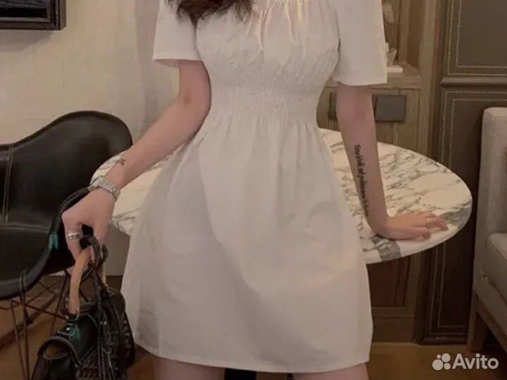 Платье белое