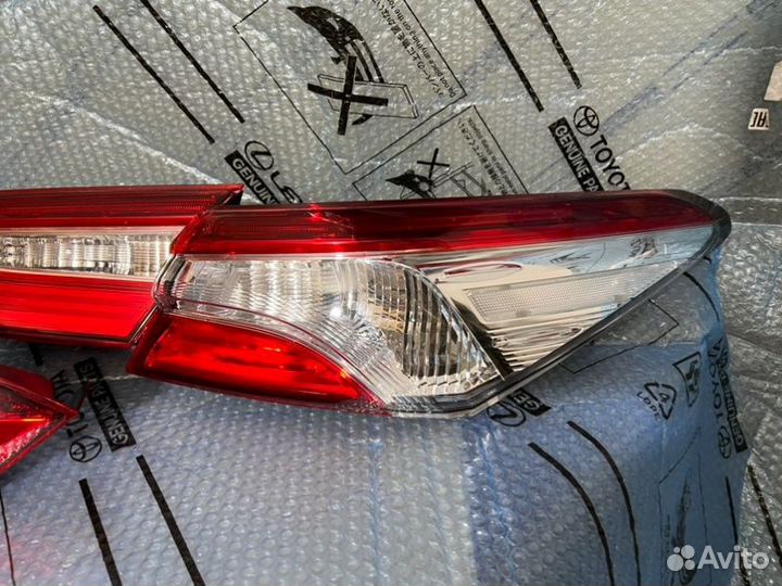 Фонари Toyota Camry 70 2018-2022