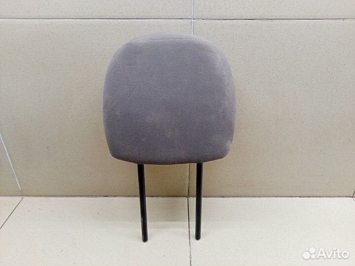 Подголовник Logan 2005-2014