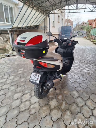 Макси Скутер Malaguti 3. 250ie