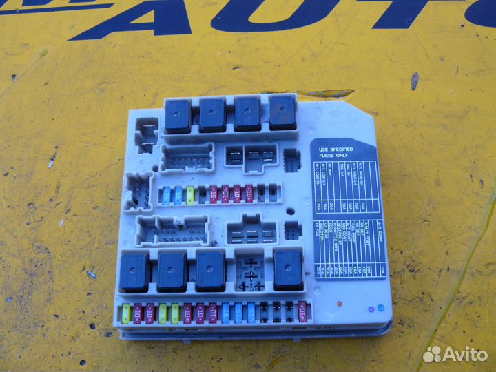 Блок предохранителей для Nissan Note 2008г