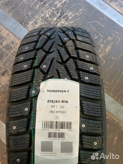 Ikon Tyres Nordman 7 215/60 R16