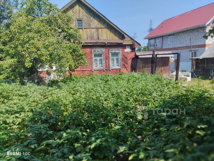 Дом 30 м² на участке 12,9 сот.