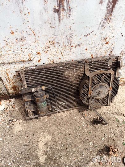 Насос кондиционера и радиатор