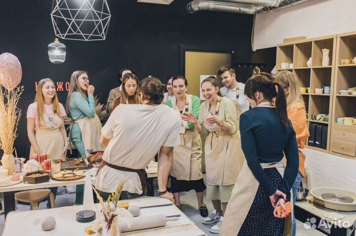 Девичник в гончарной мастерской