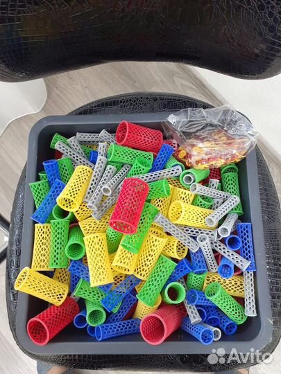 Бигуди по 29 шт каждого цвета с зажимами