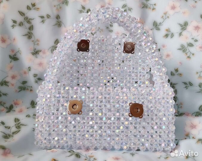 Сумка из хрустальных бусин