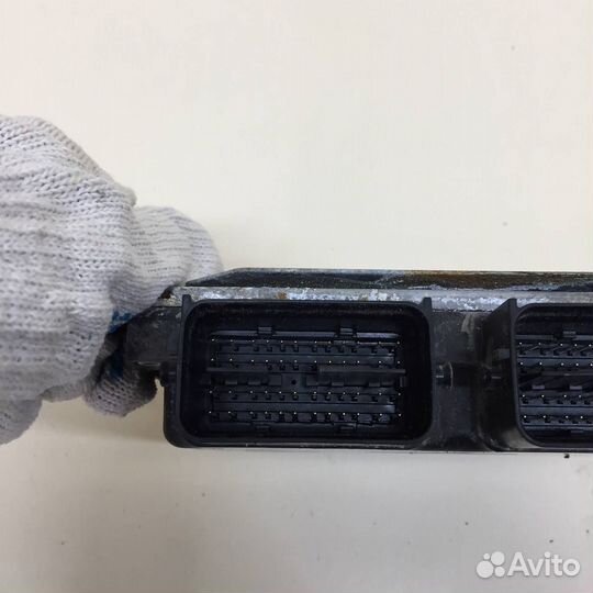 Блок управления двигателем Mitsubishi Outlander