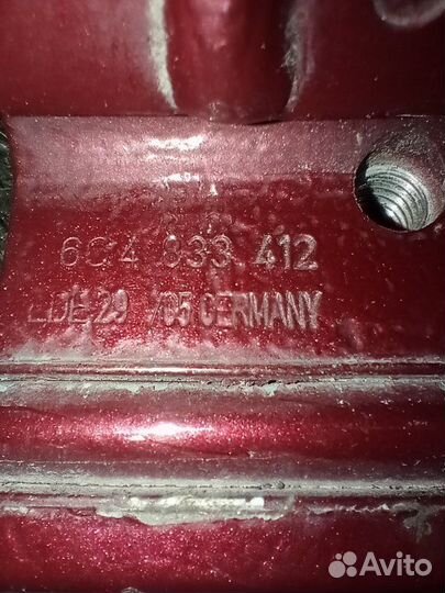 Петля двери передняя правая Volkswagen Polo 2005