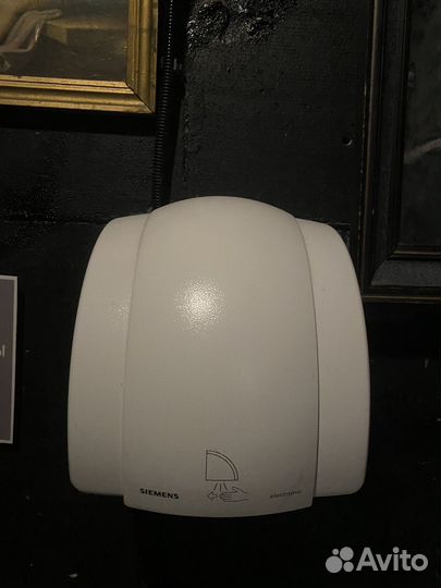 Раковина унитазы сушилка для рук