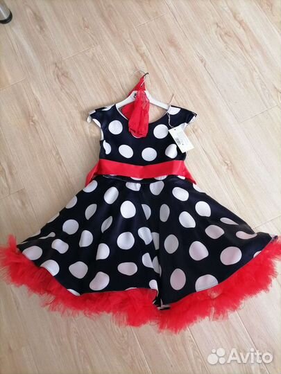 Платье для девочки горох