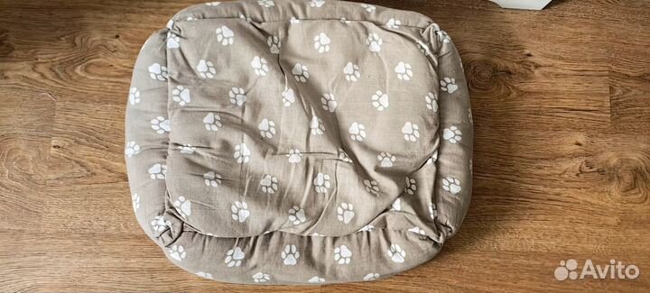 Лежанка для собак и кошек