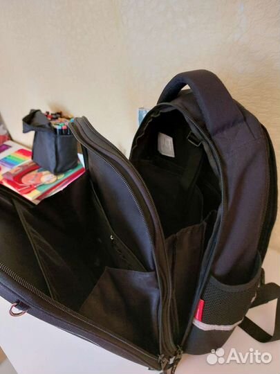 Рюкзак для мальчика 1-4 класс