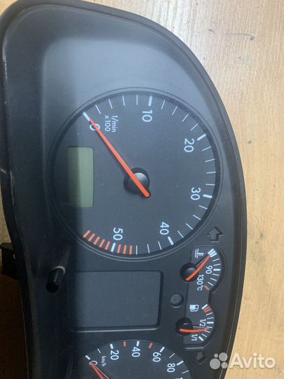 Панель приборов vw passat B5 1.9 DT