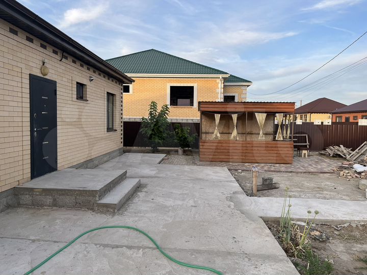 Дом 102,8 м² на участке 6 сот.