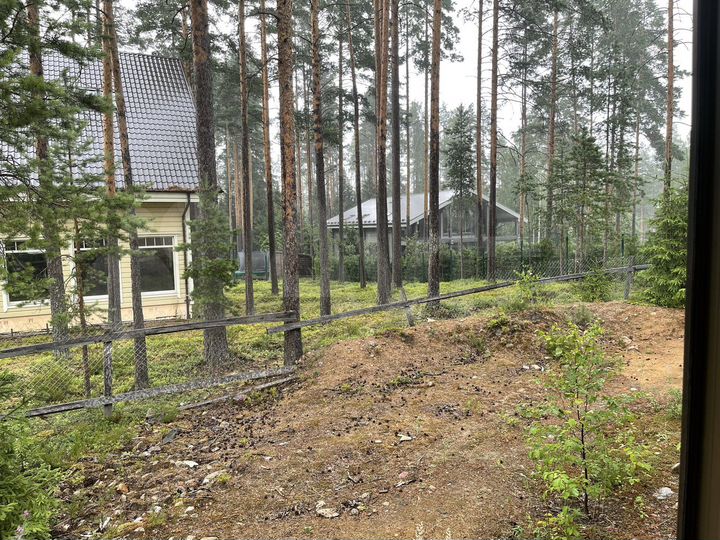 Коттедж 210 м² на участке 10 сот.