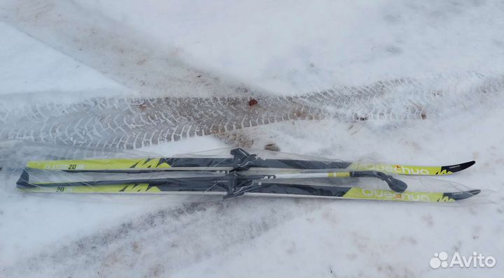 Лыжи беговые и обувь 36р