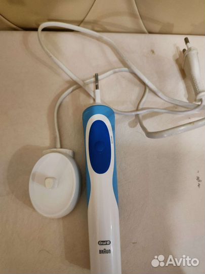 Зубная щетка oral b