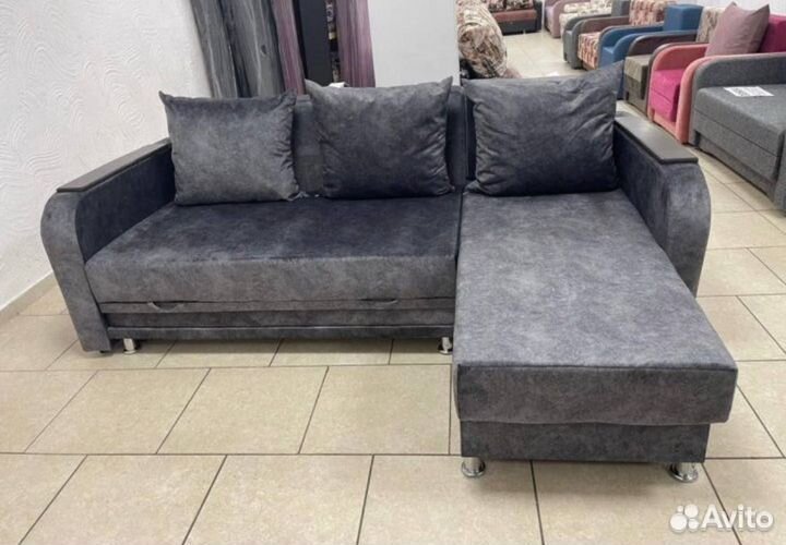 Диван угловой