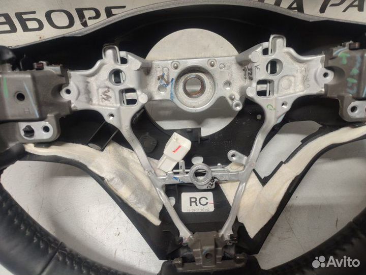 Руль Toyota Corolla E180