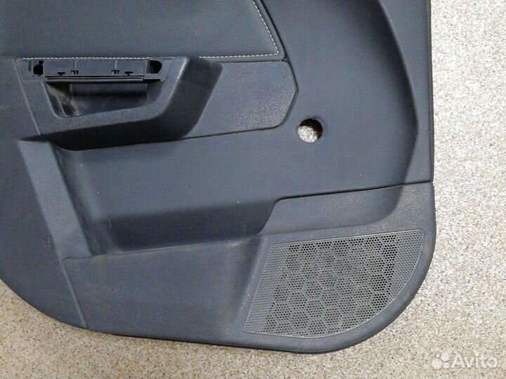 Opel Astra H Обшивка двери задней левой