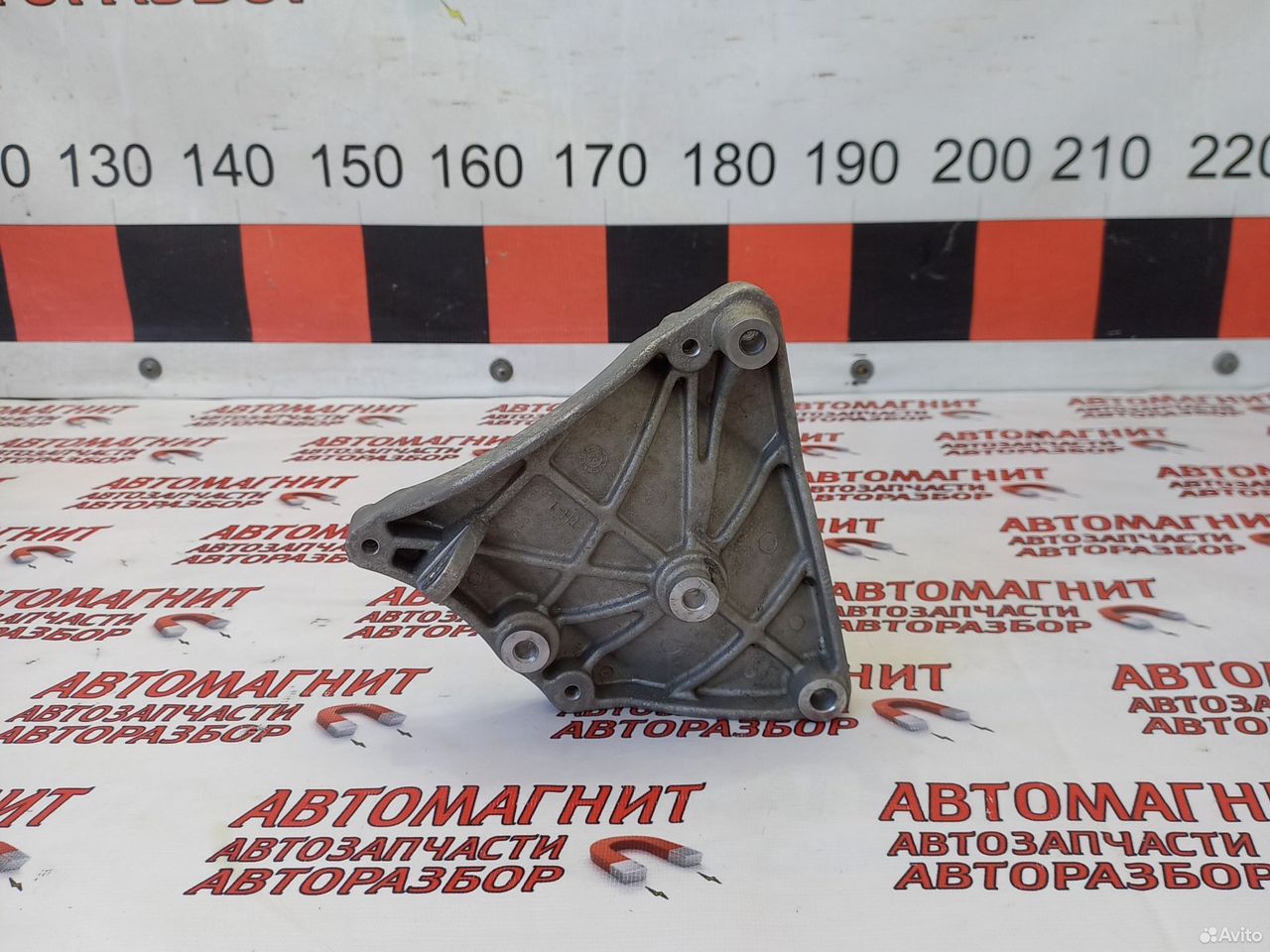 Кронштейн компрессора кондиционера Voyah Free рест