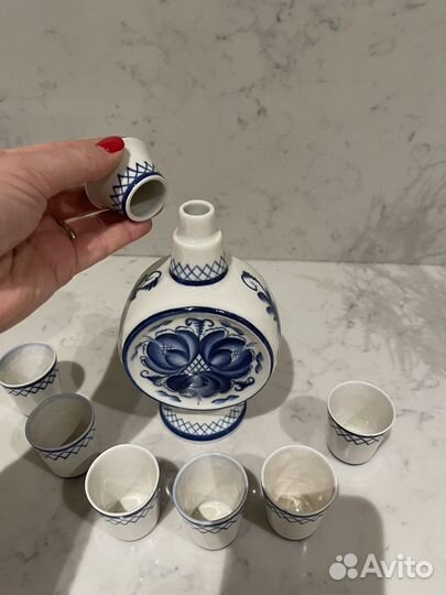 Штоф под гжель и 6 стопок керамика