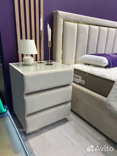 Тумба прикроватная мягкая со стеклом, тумбочка