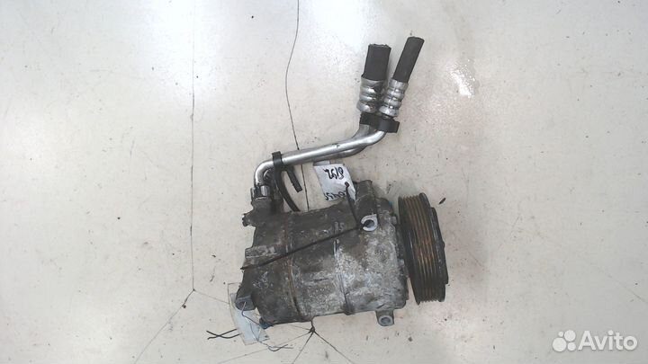 Компрессор кондиционера Opel Insignia